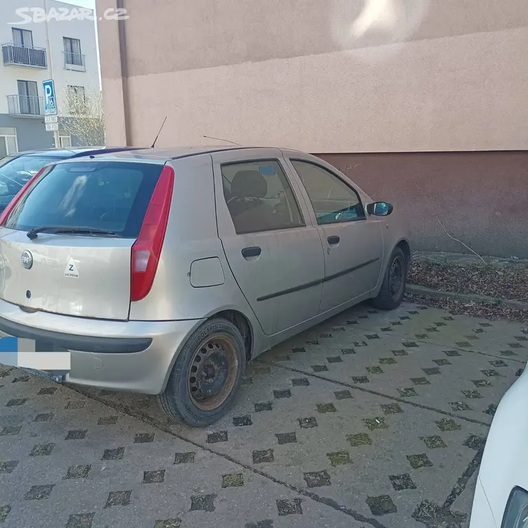Fiat Punto 1,2, benzín r.2002